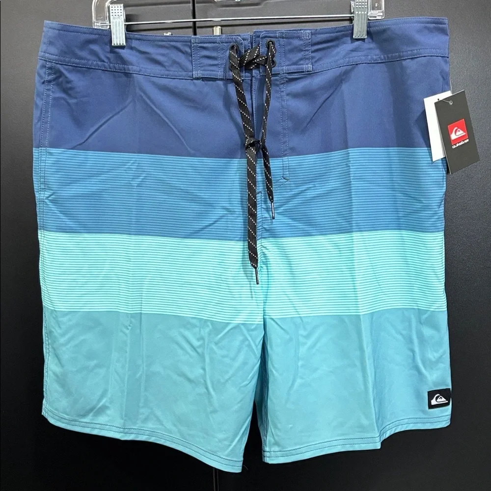 Quicksilver Board Shorts/Swim Trunks, drawstring waist,back Velcro vented pocket